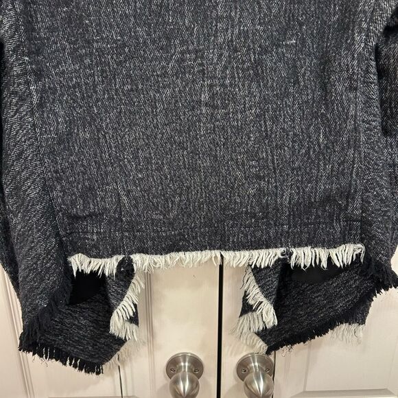 Forme d’Expression Fringe Cashmere/Wool Cardigan in Grey/Black, Size 42 (US 6) - Picture 10 of 13